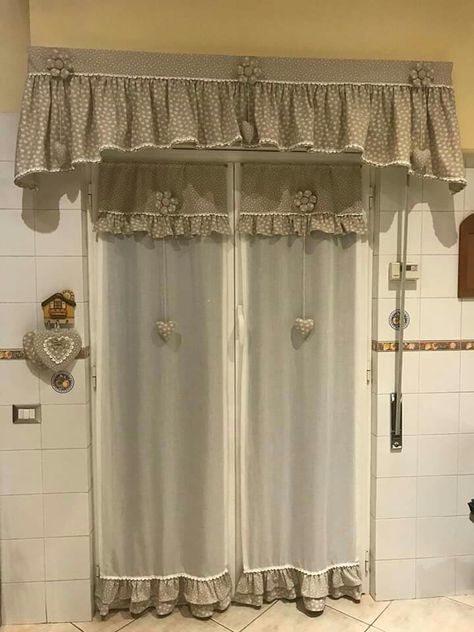 House Trim, Plain Curtains, Shabby Chic Curtains, Cow Decor, Shabby Style, Curtain Designs, Kitchen Curtains, Curtain Decor, Curtains Bedroom