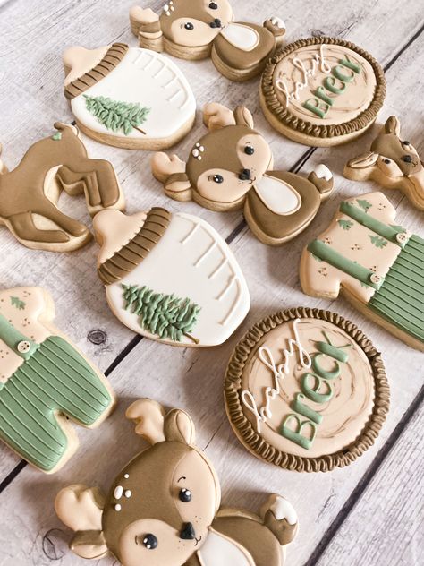 Deer Sugar Cookies, Woodland Baby Shower Cookies, Hunting Baby Shower Theme, Baby Shower Biscuits, Moose Baby Shower, Woodland Forest Baby Shower, Decorated Biscuits, Baby Boy Cookies, Cookie Corner