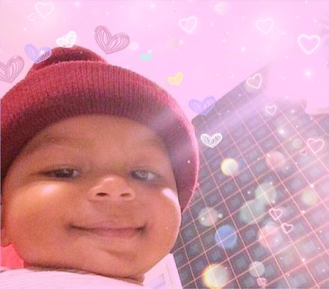 Smiling Memes Pictures Mood, Baby Smiling Meme, Baby Pink Aesthetic Quotes, Father And Baby Aesthetic, On The Phone Meme, Baby Face Meme, Blue Aesthetic Quotes, Smiling Meme, Pink Aesthetic Quotes