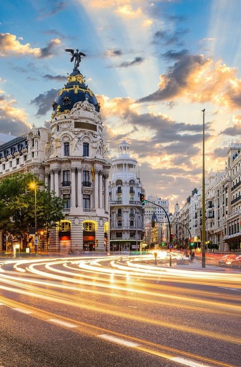 Madrid City Aesthetic, Madrid City Wallpaper, Madrid Spain Wallpaper, Madrid Spain Aesthetic Wallpaper, Espana Aesthetic, Spain Background, Madrid Spain Photography, Madrid Spain Aesthetic, Spain Wallpaper