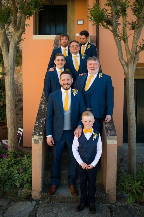 Blue Sunflower Wedding, Blue Yellow Weddings, Navy Blue Wedding Theme, Yellow Wedding Theme, Sunflower Themed Wedding, Drink Bar, Blue Themed Wedding, Groomsmen Suits, Whimsical Wonderland Weddings