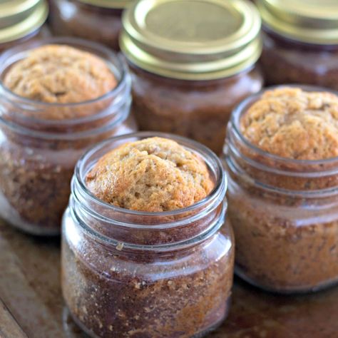 Banana Bread In A Jar Recipe, Mason Jar Bread Recipes, Half Pint Mason Jar Ideas, Bread Basket Gift Ideas, Canning Bread In Jars, Bread In A Jar Recipe, Banana Bread In A Jar, Canned Bread, Canning Bread