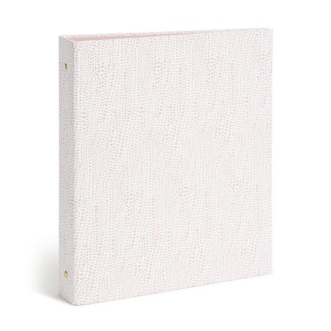 The U Brands® Sophisticated Speckle 1" Binder is the perfect combination of fun and trendy. Featuring a unique sophisticated speckle fashion printed hardcover designed to keep important papers, assignments, and notes safe while on the go between home, office, and classes. With its 1" 3-rings and dual interior pockets the U Brands® Sophisticated Speckle Binder holds up to 150 standard sheets, perfectly suitable for everyday organization. This product is printed on FSC® certified paper using soy b Floral School Supplies, Navy School Supplies, Coquette Back To School Supplies, Coastal School Supplies, Beachy School Supplies, Preppy Folders, Cute School Binder, Cute Folders For School, Back To School Wishlist