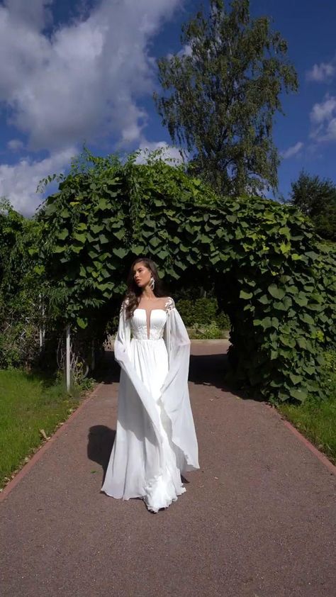 Wedding Dress With Shoulder Jewelry, Wedding Dresses With Cape Sleeves, Wedding Dresses Cape Sleeves, Open Sleeve Wedding Dress, White Gown With Cape, Cape Wedding Gown, Wedding Dress Soft Natural, Sleeve Opening Design, Cape Wedding Dresses