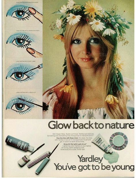 The Flower Child look has made more than a few comebacks. 1970s Makeup, Cabelo Pin Up, Hippie Makeup, Vintage Makeup Ads, Kort Bob, 60s Makeup, 70s Makeup, Makeup Magazine, Cute Eyeshadow Looks