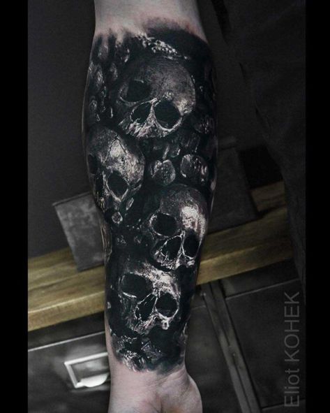 Eliot Kohek, Cover Up Tattoos For Men, Realistisches Tattoo, Black Skull Tattoo, Bauch Tattoos, Skull Sleeve Tattoos, Skull Sleeve, Evil Tattoos, Fusion Ink