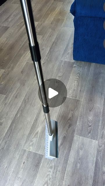 Lese Mmolotsi on Instagram: "If you love floor scrubbing🧹,this one is for you 🫣

Cleaning products used ⬇️
Floor cleaner from @_truwash (gifted)
Floor scrubber from @the_dustpan_and_brush_store (Gifted)

Share and like with someone who might find this video satisfying 🤣🫶🏽

#floorcleaning #floorscrubbing #floorscrubber #cleanfloor #cleanhouse #cleanwithme #scrub #scrubwithme #asmr #asmrsounds #asmrscrubbing #asmrfloorscrubbing #homehacks #cleaninghacks #lifehacks #cleaningmotivation #cleaningtips #cleaning #scrubforlife #beforeandafter #floortransformation #floor" Sweep The Floor, Floor Scrubber, Dust Mop, Cleaning Motivation, Dust Pan, Cleaning Products, Floor Cleaner, Home Hacks, If You Love