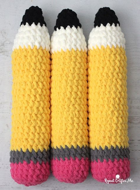 Crochet Plush Pencils - Repeat Crafter Me| Free Pattern | Bernat Blanket Brights | Back to School Crochet Pencil Pillow, Pencil Amigurumi Free Pattern, Pencil Crochet Pattern Free, Crochet Pencil Pattern, Crochet For Teachers, Crochet Pencils, Crochet Gifts For Teachers, Pencil Crochet Pattern, Pencil Pillow