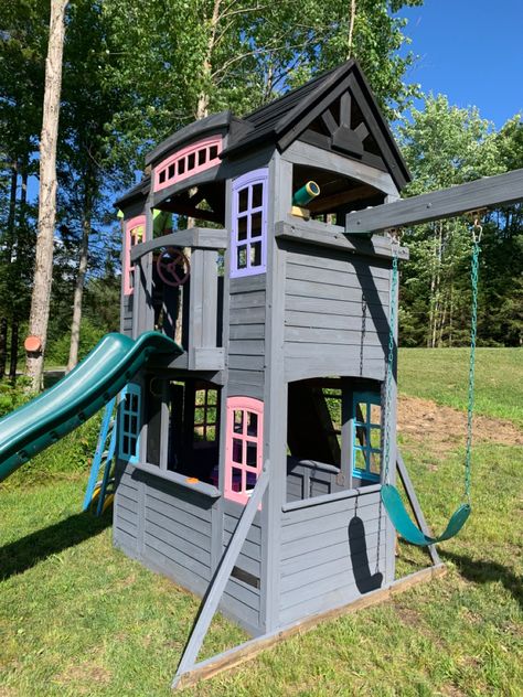 Painted Playground, Paint On Windows, Playground Makeover, Playset Makeover, Diy Playset, Diy Playhouse, Play Ground, Window Painting, Black Stains