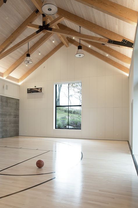 House With Indoor Basketball Court, Barndominium Gym, Home Basketball Court Indoor, Barn Gym Ideas, Indoor Basketball Court In House, Basketball Garage, Bball Court, Barn Gym, Dream Estate