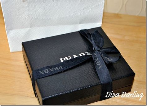 Prada Box Packaging, Prada Packaging, Prada Gift, Prada Gifts, Jetset Babe, Clothing Packaging, Prada Wallet, Bag Packaging, Personal Shopper