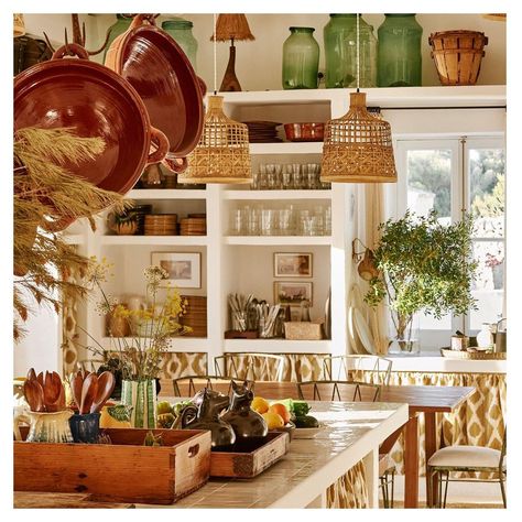 Daniel Schäfer on Instagram: “Santa Magdalena by Luis Laplace as being published in AD Germany / Spain / Italy and France. Thank you @luislaplace @comoylaplace…” Luis Laplace, Hacienda Kitchen, Spanish Kitchen, Cabana Magazine, Casa Cook, Hacienda Style, Spanish House, Menorca, Shop Interiors