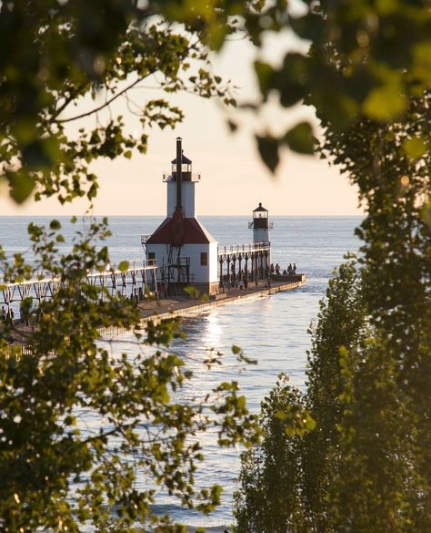 Explore the magic of Southwest Michigan with us! 🌊✨⁠ ⁠ Southwest Michigan, Michigan Aesthetic, Michigan Asethic, Michigan Scenery, Old Mission Peninsula Michigan, Lake Michigan Lighthouses, Michigan Travel, Travel Usa, Michigan