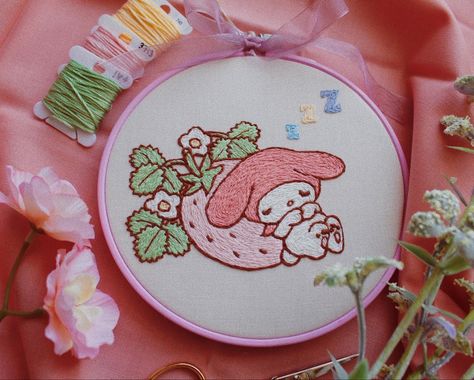 Embroidery Kawaii, Kawaii Embroidery Patterns, Cinnamoroll Embroidery Pattern, Kawaii Embroidery, Pompompurin Embroidery, Hello Kitty Embroidery, My Melody Embroidery, My Melody Cross Stitch, Embroidered Photo