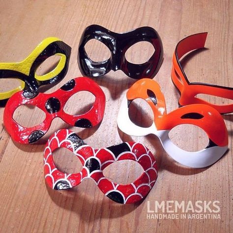 Costumes With Masks, Miraculous Ladybug Cosplay, Ladybug Cosplay, Miraculous Ladybug Toys, Miraculous Ladybug Party, Black Cat Cosplay, Ladybug E Catnoir, Rena Rouge, The Mask Costume