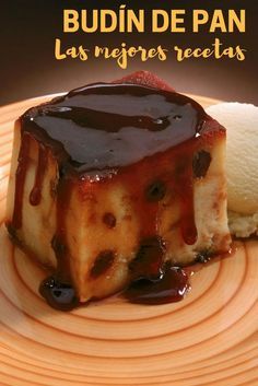 Budín de pan Bread Pudding Recipe Easy, Classic Bread Pudding, Flan Recipe, Food Receipt, Bread Pudding Recipe, Mexican Dessert, Pudding Recipes, Food Cakes, Bread Pudding