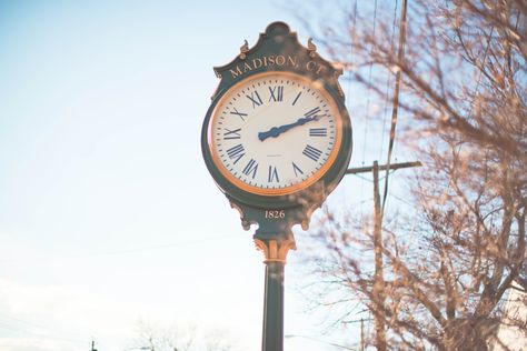 16 Things You Know If You Grew Up In Madison, Connecticut Madison Connecticut, Princess Cruise Ships, Bond Market, British American, Bond Movies, Chicago Tribune, Antique Wall Clock, Will Smith, Connecticut