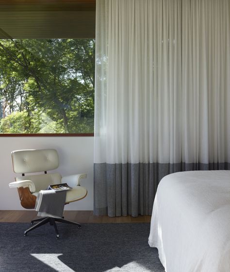 Deerhurst | Queensland Australia | Shaun Lockyer Architects Curtains With Borders, Two Tone Curtains Living Room, Curtain With Border, Two Tone Curtains, Sheer Curtains Bedroom, Shaun Lockyer, Grown Up Bedroom, Sheet Curtains, Green Curtains