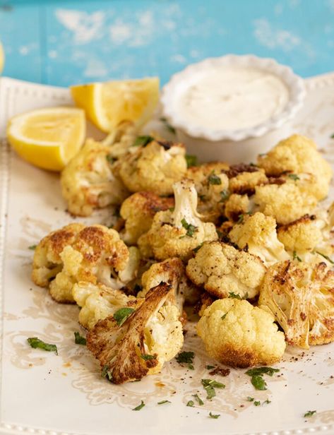 Lebanese Cauliflower: Roasted & Fried - Dimitras Dishes Lebanese Cauliflower, Shawarma Sauce, Dimitras Dishes, Cauliflower Roasted, Roasted Cauliflower Recipes, Cauliflower Recipe, Savory Crepes, Nutritious Recipes, Fried Cauliflower