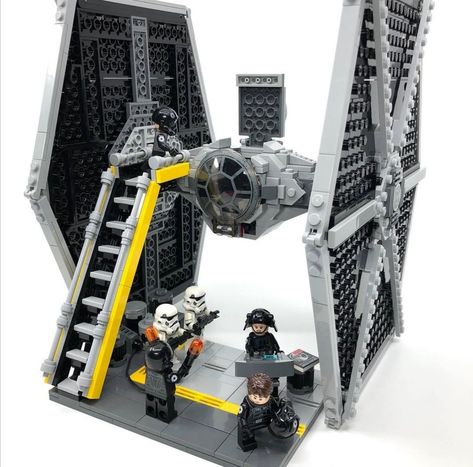 Lego Star Wars Imperial Base, Lego Star Wars Diorama Moc, Lego Tie Fighter, Lego Star Trek, Lego Diorama, Lego Jedi, Lego Clones, Plastic Soldier, Lego Army