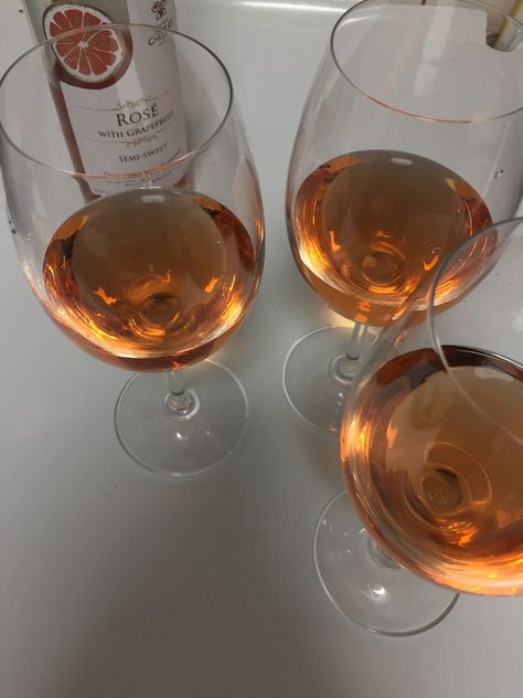 Vine Glass Aesthetic, Aesthetic Wine Glasses, Wine Glasses Aesthetic, Vine Aesthetic, Vineyard Aesthetic, Aesthetic Wine, Glasses Aesthetic, Glass Aesthetic, Rosé Wine