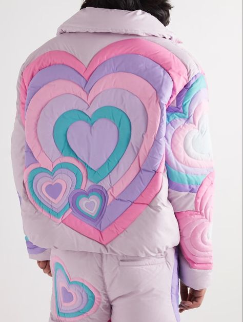 Bubble Quilt, 20th Century Fashion, Puffer Jacket Women, Cute Heart, Harajuku Fashion, Colourful Outfits, Character Outfits, Heart Print, Sewing Inspiration