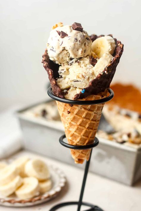 Kitchen Aid Ice Cream Recipes, Homemaker Recipes, Chunky Monkey Ice Cream, Kitchen Aid Ice Cream, Making Homemade Ice Cream, Ice Cream Mixture, Chunky Monkey, No Churn Ice Cream, Small Food Processor