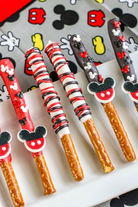 Mickey Mouse Pretzel Rods are pure magic and perfect for Mickey Mouse birthday ideas. Create them for favors or as fun treats. Mickey Mouse pretzels are fun but this twist is even sweeter. #mickeymousebirthdayideas #mickeymousepretzel Mickey Mouse Birthday Ideas, Mickey Mouse Theme Party, Mickey Mouse Birthday Theme, Mickey Mouse Birthday Decorations, Mickey First Birthday, Mickey 1st Birthdays, Mickey Mouse Birthday Cake, Twodles Birthday, Mickey Mouse Themed Birthday Party