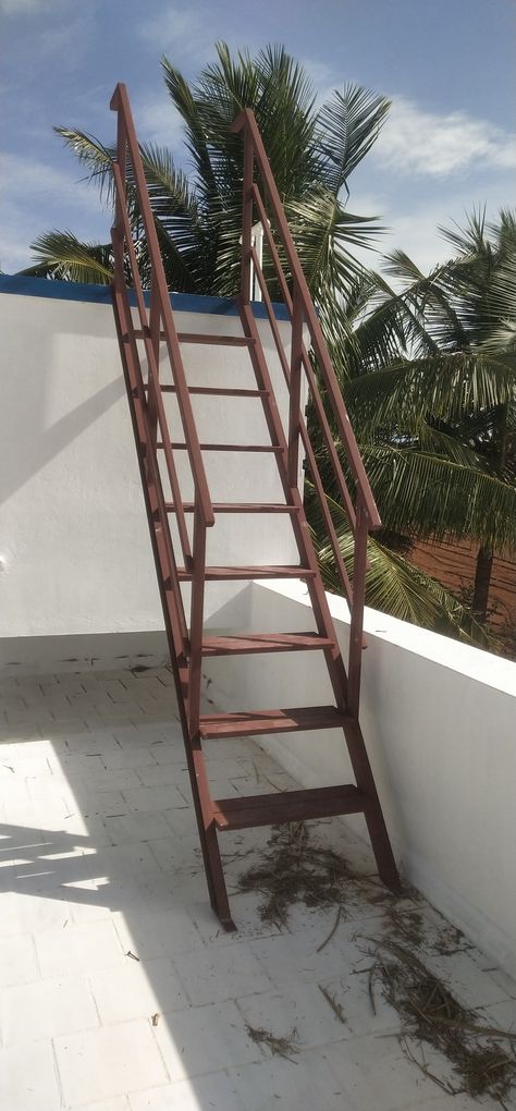 Terrace Ladder Design, Compact Staircase, Iron Ladder, House Gates, Stair Spindles, Gate Wall Design, Grill Gate, Jaali Design, Grill Gate Design