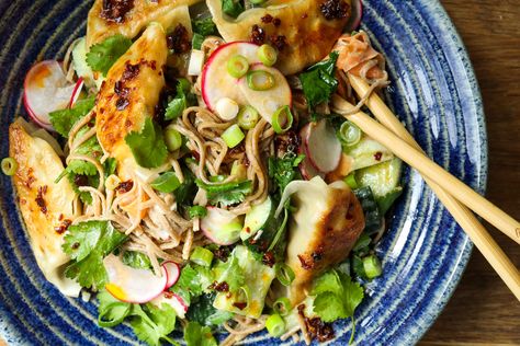 Smacked Cucumber Gyoza Noodle Salad | BOSH! Gyoza Salad, Smacked Cucumber, Smashed Cucumber Salad, Veggie Ideas, Chilli Oil, 2024 Recipes, Sesame Dressing, Soba Noodles, Noodle Salad