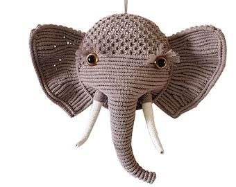 Elephant Macrame, Macrame Elephant, Macrame Beginner, Macrame Animals, Elephant Wall Hanging, Handbag Sewing Patterns, Makramee Diy, Macrame Wall Decor, Macrame Plant Holder