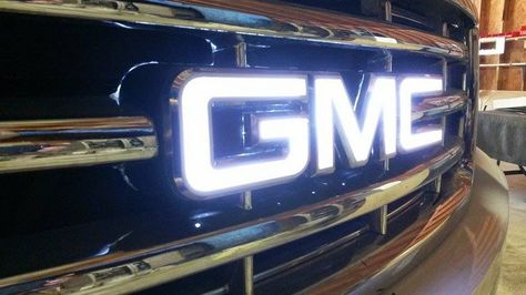 illuminated GMC grill emblem. 2014, 15, 16 & 17? Gmc Truck Accessories, Gmc Logo, Gmc Accessories, Gmc Trucks Sierra, Gmc Denali, Gmc Motorhome, Truck Mods, Gmc Truck, Gm Trucks