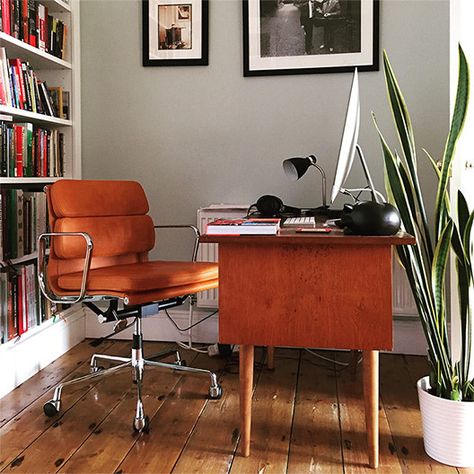 A review from an Iconic Interiors' customer who bought our Eames ea217 office chair in mottled tan leather. Office Interior Sketch, Eames Office Chair, Eames Office, Interior Sketch, Ray Eames, Office Interior, Old House, Tan Leather, Office Chair