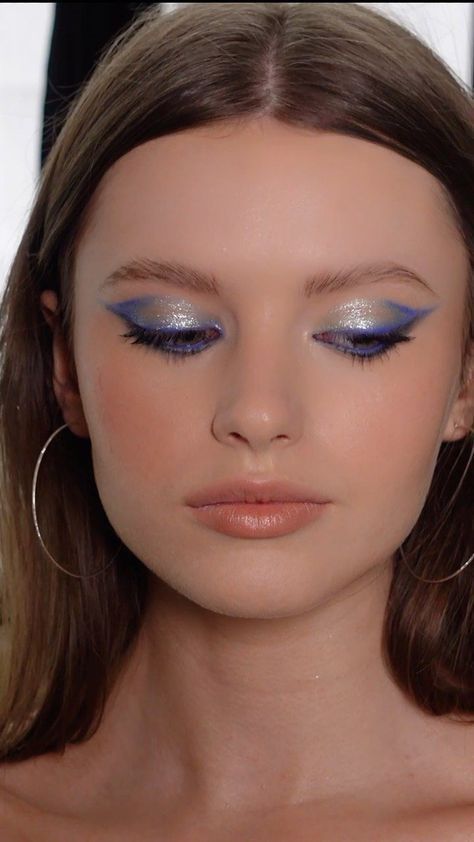 Makeup For Navy Outfit, Black And Blue Eyeshadow Looks, Sparkly Blue Eye Makeup, Blue And Brown Eyeshadow Looks, 60s Blue Eyeshadow, Brown Eyes Blue Eyeshadow, Makeup For Blue Outfit, Smokey Blue Eye Makeup, Blue And Yellow Eyeshadow