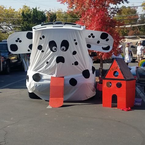 101 Dalmations Parade Float, 101 Dalmatians Trunk Or Treat Ideas, Dog House Trunk Or Treat, 101 Dalmatian Trunk Or Treat, Cruella Trunk Or Treat, Trunk Or Treat Dog Theme, 101 Dalmations Trunk Or Treat Ideas, Trunk Or Treat 101 Dalmations, Dog Trunk Or Treat Ideas