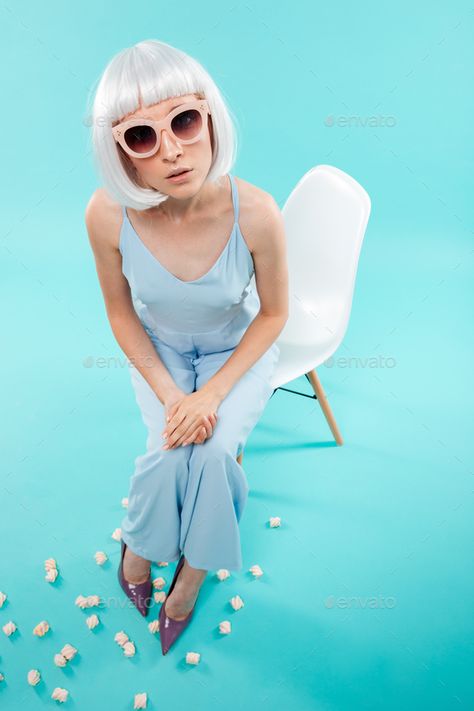 Sitting Pose Perspective From Above, Top View Pose, Top View Reference, Sitting Pose Reference, Idea Photography, Body References, Sitting Chair, Chair Pose, Fresh Girls