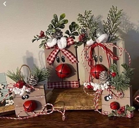 Paint Can Crafts Diy Projects, Reindeer Wood Blocks, Christmas Craft Bazaar Ideas, Crafts For 9 Month Old, Wood Craft Show Ideas, Wooden Raindeer Crafts Diy, Christmas Crafts Diy Projects Wood, Reindeer Crafts For Adults, 2 X 4 Christmas Crafts