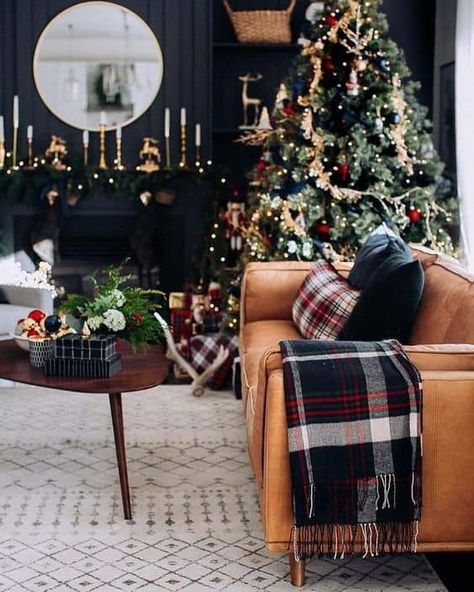 25 Beautiful Burgundy Christmas Decor Ideas » Lady Decluttered Christmas Livingroomdecor, Tan Sofa, Sunny Winter, Christmas Time Is Here, Christmas Living Rooms, Christmas Inspo, Christmas 2019, Decoration Christmas, Christmas Aesthetic