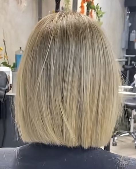 Medium Length Haircut Bob, Fringe Bob Haircut, Stylish Short Hair, Blonde Hair Shades, Long Bob Haircuts, Shoulder Length Hair Cuts, Chic Hairstyles, Hair Makeover, Short Hair With Layers