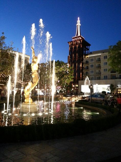 Americana Glendale The Americana Glendale, Glendale California, Los Angles, Kids Running, I Miss U, Insta Posts, Public Art, Vacation Spots, Big Ben