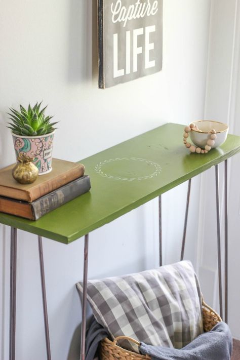 DIY Hairpin Leg Entryway Table Entryway Table Ideas Modern, Small Entryway Table Ideas, Hallway Table Ideas, Round Entryway Table, Fall Entryway Table, Christmas Entryway Table, Round Entryway, Modern Entryway Table, Diy Entryway Table