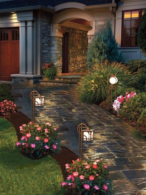 Garden Path Lighting, Cheap Landscaping Ideas, Living Pool, Side Walk, Walkway Landscaping, Front Yard Design, Modern Landscape Design, Front Landscaping, Rock Garden Landscaping