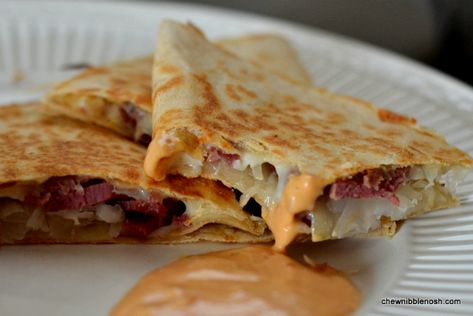 Reuben Quesadillas -  A great way to use up those St. Patrick's Day leftovers! #recipe at Chew Nibble Nosh Reuben Quesadilla, Corned Beef Sandwiches, Corned Beef Sandwich, Corned Beef And Cabbage, Beef Sandwiches, Beef And Cabbage, Grilling Sides, Quesadilla Recipes, Corn Beef And Cabbage