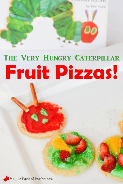 Baking with Kids: The Very Hungry Caterpillar Fruit Pizzas- a tasty book inspired activity Hungry Caterpillar Fruit, Hungry Caterpillar Food, Fruit Pizza Cookies, Fruit Pizzas, The Very Hungry Caterpillar Activities, Pizza Cookies, Preschool Cooking, Hungry Caterpillar Activities, Cooking Activities