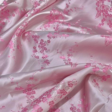 Chinese Blossom, Chinese Fabric, Fabric Patterns Design, Silk Art, Plum Blossom, Silk Embroidery, Square Meter, Japanese Fabric, Fashion Design Clothes