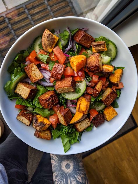 Vegetarian Protein Salad Recipes, Tofu Salad Aesthetic, Cold Tofu Salad, Lunch With Sweet Potato, Sweet Potato Salads, Sweet Potatoe Salad, Smoked Tofu Recipe, Meal Prep Sweet Potatoes, Tofu And Sweet Potato