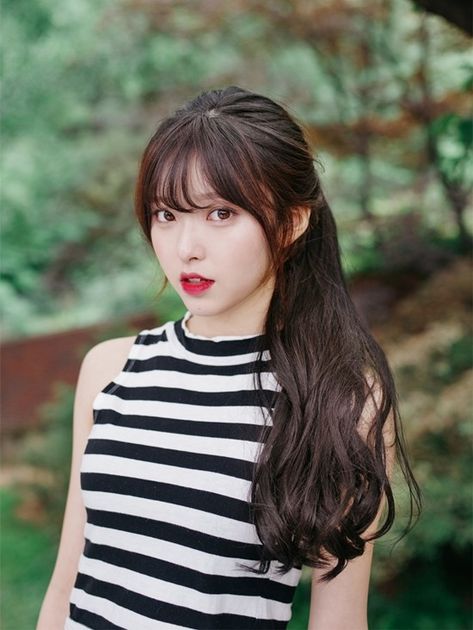 Ponytail with bangs Ponytail With Bangs, Korean Bangs Hairstyle, Korean Long Hair, Korean Bangs, Low Ponytail Hairstyles, Ulzzang Hair, Low Ponytail, Trending Haircuts, Short Hair With Bangs