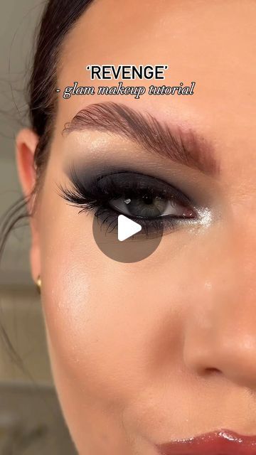 ♥ AMY JOHNSTON | MAKEUP ♥ on Instagram: "‘Revenge’ Glam makeup tutorial 🖤 

How to do black Smokey cat eye makeup with a glowy, contoured base 🫶🏼 

FACE 
@benefitcosmeticsuk pore primer 
@sculptedbyaimee foundation and liquid highlighter 
@rimmellondon multitasker concealer 
@toofacedlovestheuk bronzer stick 
@hudabeauty @hudabeautyshop easy bake loose powder 
@makeuprevolution powder bronzer 
@milkmakeup cream highlighter ‘lit’ 
@thebeautycrop setting mist 

EYES 
@narsissist eyeshadow stick 
@beautybaycom smoky 42 eyeshadow palette 
@toofaced black eyeliner 
@rimmellondon thrill seeker extreme mascara 
@unicorncosmetics lashes 

LIPS 
@maxfactor lip glaze 

#makeup #makeupideas #uk #londonmakeup #ukmakeupartist" Smokey Cat Eye Makeup, Glaze Makeup, Extreme Mascara, Smokey Cat Eye, Pore Primer, Bronzer Stick, Baking Makeup, Setting Mist, Glam Makeup Tutorial