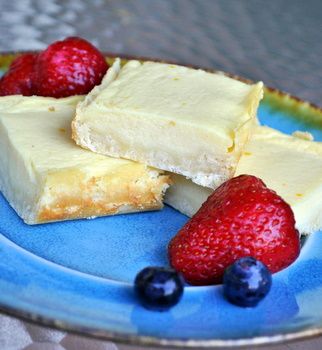 buttermilk Pie Bars Buttermilk Pie, Cookie Brownie Bars, Dessert Bar Recipe, Blondie Brownies, Pie Bars, Cake Bars, Pie Bar, Pie Cake, Brownie Bar