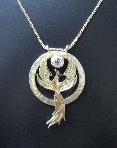 Phoenix Rising Pendant! I want this but in Silver! :) Gold Throne, Phoenix Jewelry, Phoenix Pendant, Phoenix Rising, Sweet Night, Dragon Jewelry, Magical Jewelry, Silver Lockets, Fantasy Jewelry